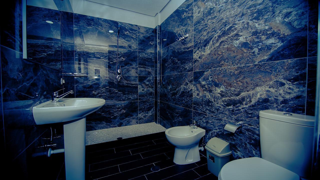 Hotel Lubjana Durrës Zewnętrze zdjęcie